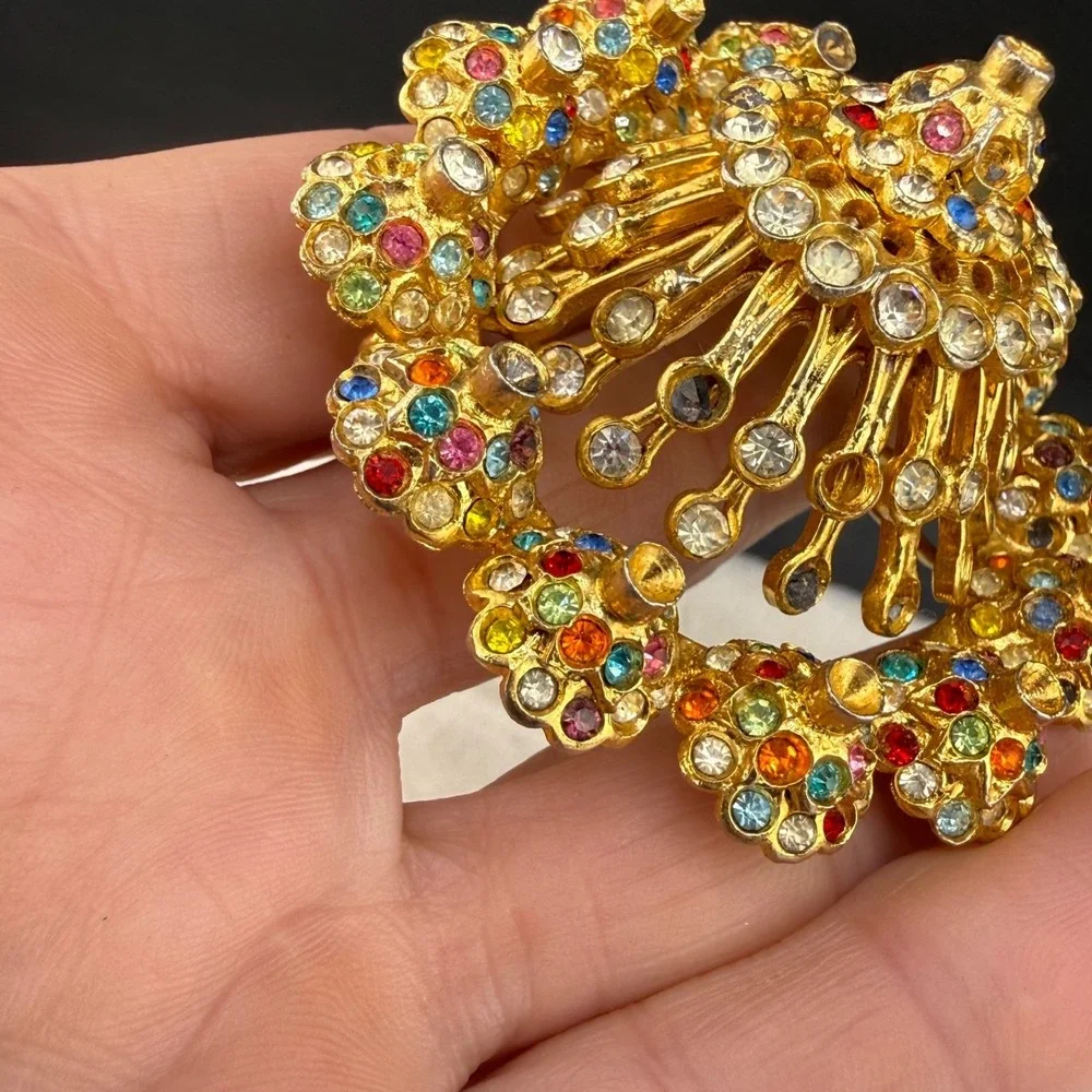 Vintage Rhinestone Dome Brooch Gold Tone Heavy READ